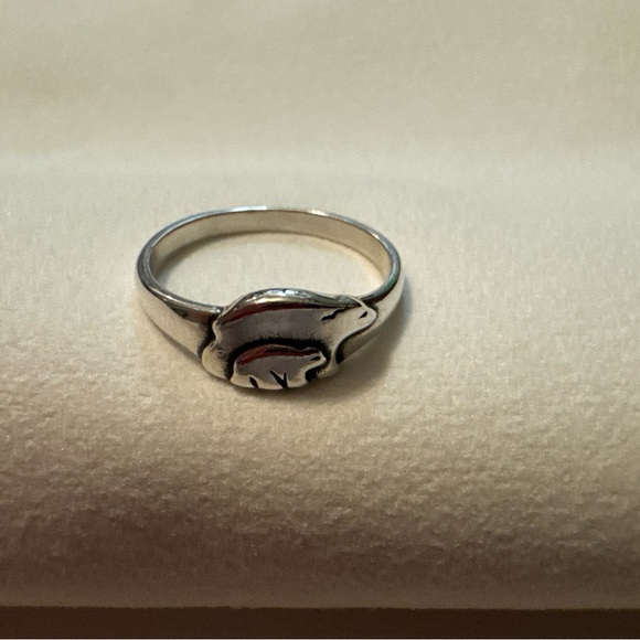 James Avery Jewelry - James Avery 925 retired mama Bear Ring